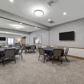 Gathering room  at Murdoch Funeral Home & Cremation Services 3855 Katz Dr, Marion, IA 52302
(319) 377-1553