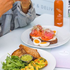 Perfect Breakfast Combo ft. Veggie Omelette, the New Yorker and the Glow Cold Pressed Juice