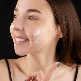 Acne Facial Treatment Isha Beauty and wellness spa