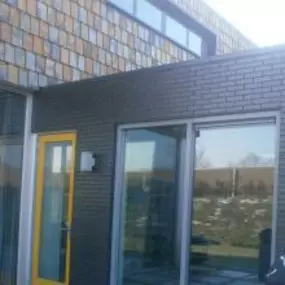 metselwerk van moderne woning