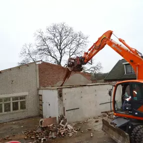 Hofstad Grondwerken Minigraafmachine Verhuur