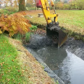 Nienhuis Transp-Grondverzet & Sloopwerken