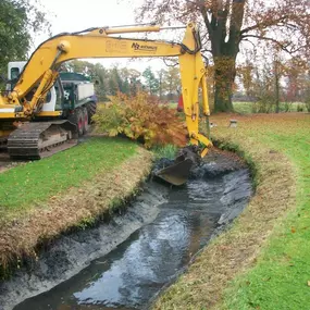 Nienhuis Transp-Grondverzet & Sloopwerken