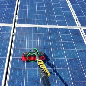 Zonnepanelen reinigen