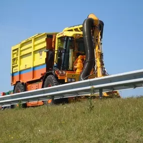 De Jong Zuurmond Infrabeheer, Onderhoud & Serices BV