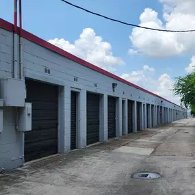Exterior Units - null at null, null, null null