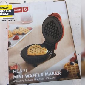 Heart mini waffle maker