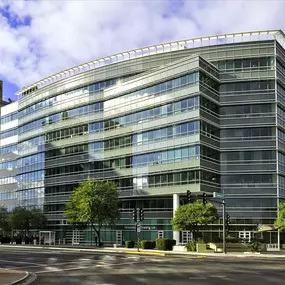 Bild von West to East Business Solutions