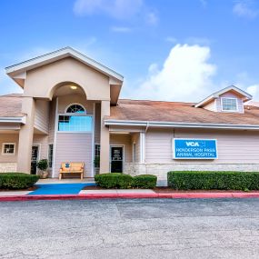 Welcome to VCA Henderson Pass Animal Hospital!