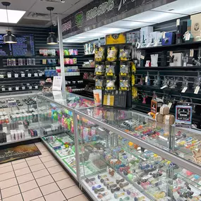 Bild von Future Elevation Smoke Shop - Englewood