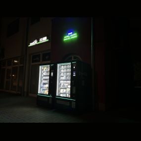 mediCig -  Vape 24/7 Automat Fürth
Schwabacher Str. 261
90763 Fürth
Öffnungszeiten: 24 Stunden geöffnet