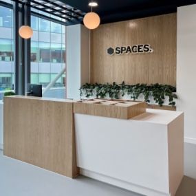 Bild von Spaces - Wolverhampton, Victoria Square i11