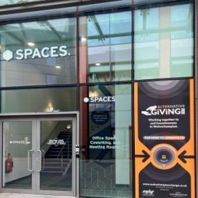 Bild von Spaces - Wolverhampton, Victoria Square i11