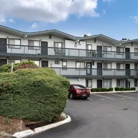 Welcome to Kentwood Apts. in Kent, WA!