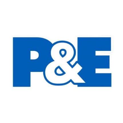 Logo da P&E property and garden maintenance