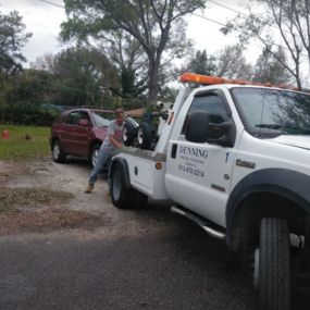 Bild von Dennings Towing and Auto