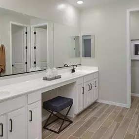 Model Home Primary Suite