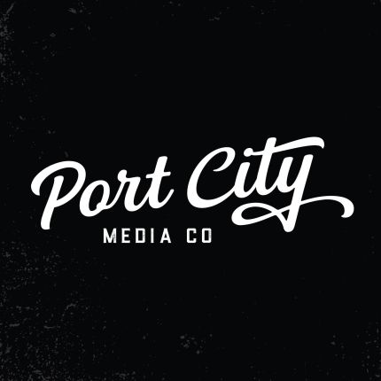 Logotyp från Port City Media Co.