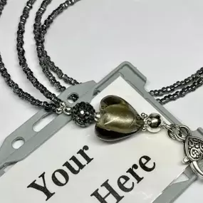 Bild von Beadazzled Lanyards