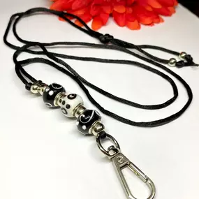 Bild von Beadazzled Lanyards