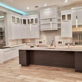 Bild von Master Kitchen Cabinets