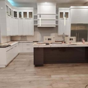 Bild von Master Kitchen Cabinets