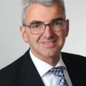 Ingo Dechering
Wirtschaftsprüfer, Steuerberater
Fachberater für internationales Steuerrecht
Prüfer für Qualitätskontrolle
Borken/Westfalen