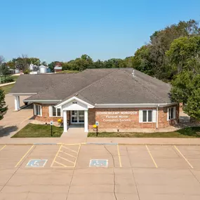 Aerial view- 925 W Main St, Manchester, IA 52057
(563) 927-2315