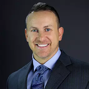 Caleb Moore - Old National Wealth Advisors, Wealth Advisor in Terre Haute,IN professional headshot