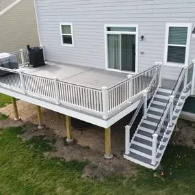 Bild von Platinum Deck and Patio