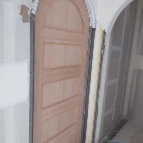 LJ Construction- instalacion de puertas