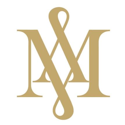 Logo de Autumn and May