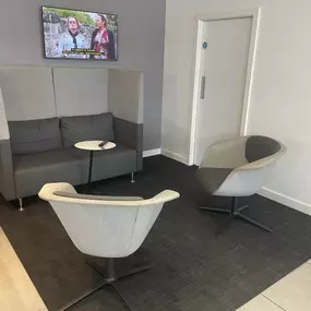 Mazda Doncaster Stoneacre Waiting Area