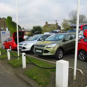 Bild von Stoneacre Cleckheaton Repair Centre Moorside