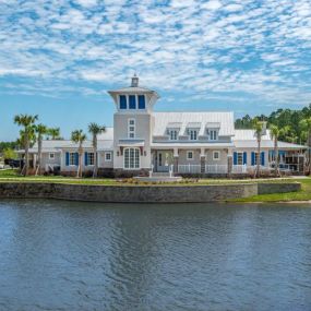 Immerse yourself in resort-style living at SilverLeaf’s clubhouse