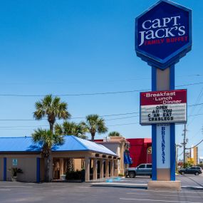 Bild von Capt. Jack's Family Buffet - Front Beach