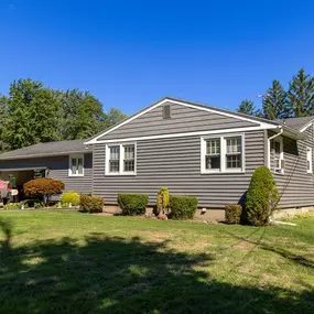 Bild von Oaks Roofing & Siding
