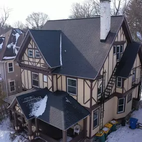 Bild von Oaks Roofing & Siding