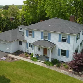 Bild von Oaks Roofing & Siding