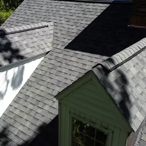 Bild von Oaks Roofing & Siding