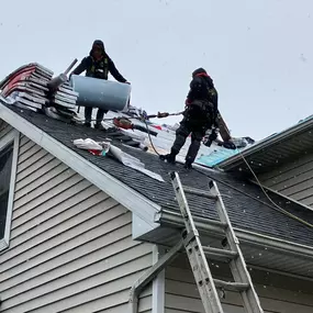Bild von Oaks Roofing & Siding