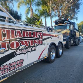 Bild von Charlie's 24hr Towing & Heavy Duty