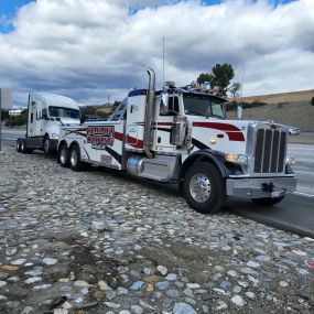 Bild von Charlie's 24hr Towing & Heavy Duty