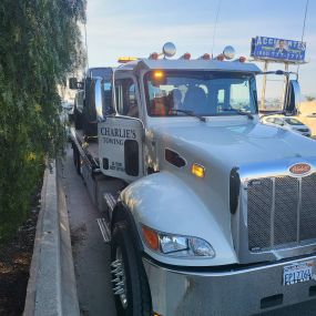 Bild von Charlie's 24hr Towing & Heavy Duty