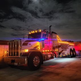 Bild von Charlie's 24hr Towing & Heavy Duty