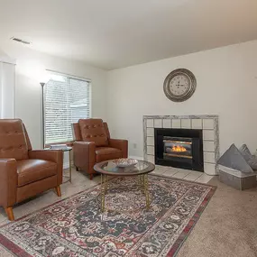 Bild von Home Realty: Sarah Quinones, Realtor