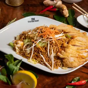 Bild von Station Point Thai Food