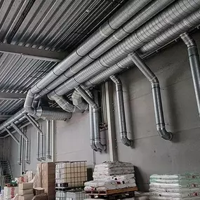 Ventilatie buizen opslagplaats door Tom Van de Walle