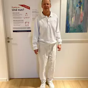 Bild von Arzt Praxis Rückenschmerzen u. Gelenkschmerzen München Pasing
