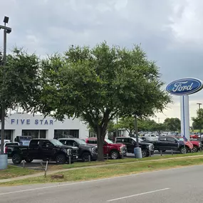 Bild von Five Star Ford of Lewisville